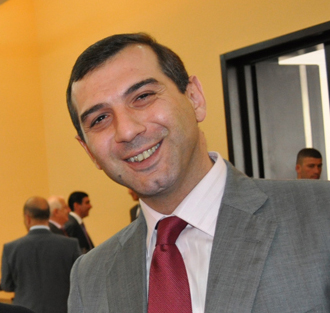 Շնորհավորանքներ Երվանդ Թարվերդյանին